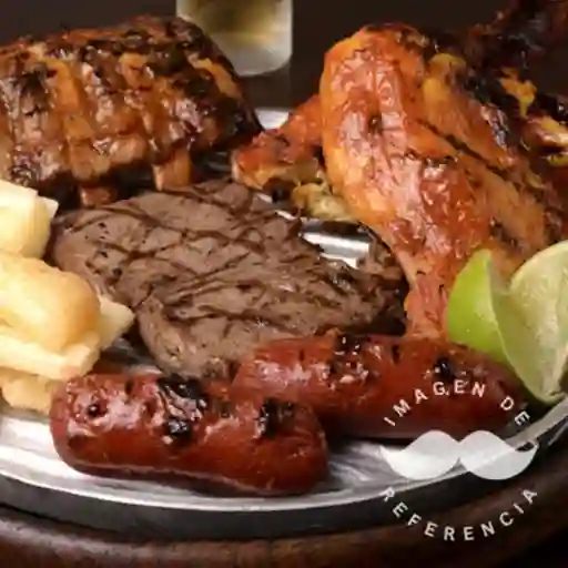 Parilla Mixto Pollo y Costilla