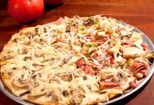 Pizza Pollo con Champiñones