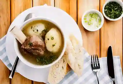 Caldo de Costilla