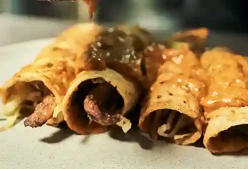 Enchilada de Birria