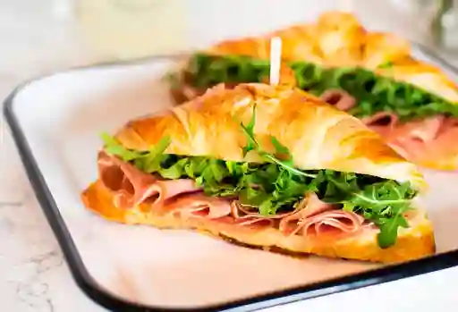 Croissant Sándwich