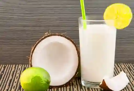 Limonada de Coco 16 Oz