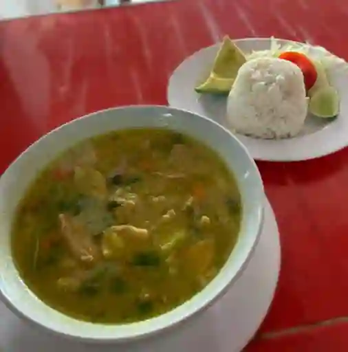 Sancocho Gallina