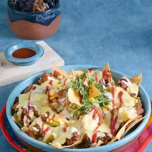 Nachos de Pollo al Pastor