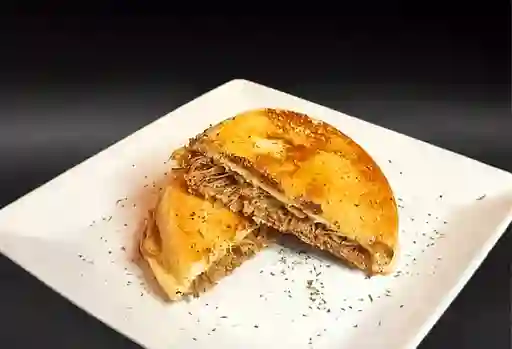 Sándwich Encebollado