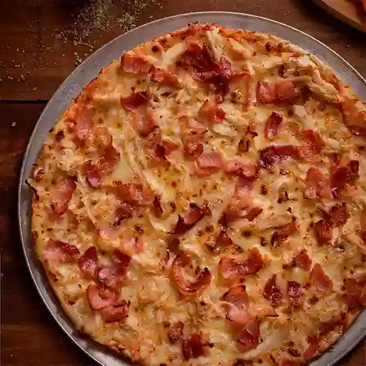 Pizza de Pollo y Tocineta