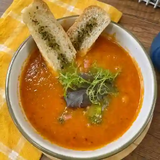 Sopa de Tomates Frescos Vegano