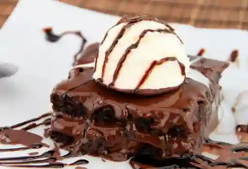 Brownie con Helado