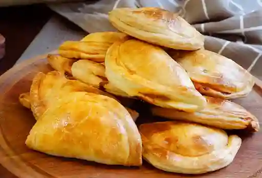 Empanada Hawaiana