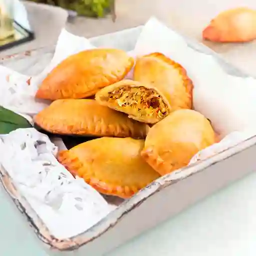 Empanadas Frita de Pollo