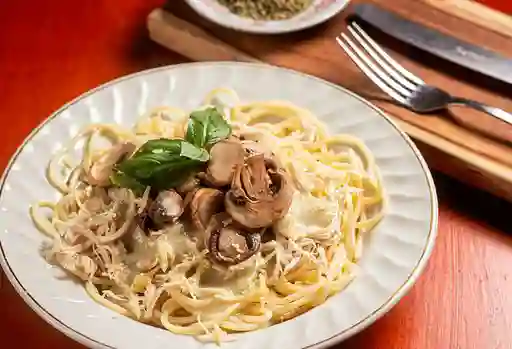 Pasta de Pollo y Champiñón