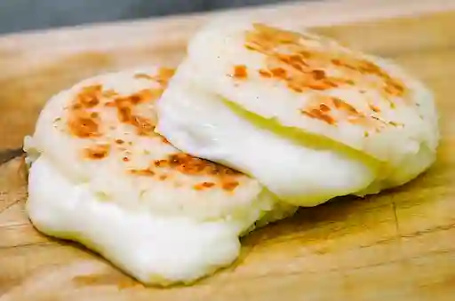 Arepa con Queso