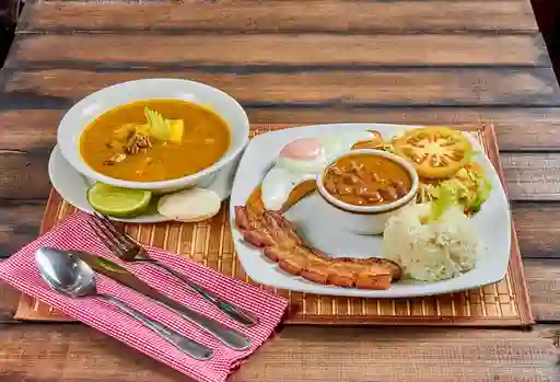 Bandeja Chicharrón