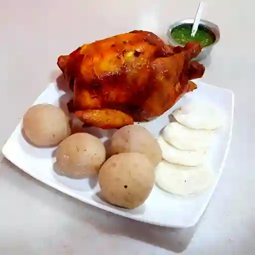 1 Pollo Al Horno y 3 Acompañantes