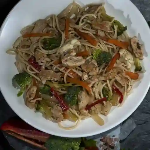 Spaguetti con Pollo