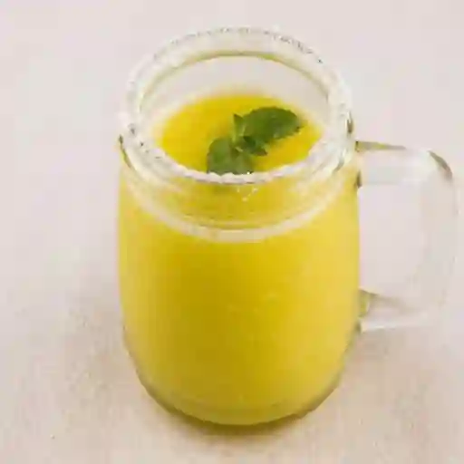Limonada de Mango Biche 16 Oz