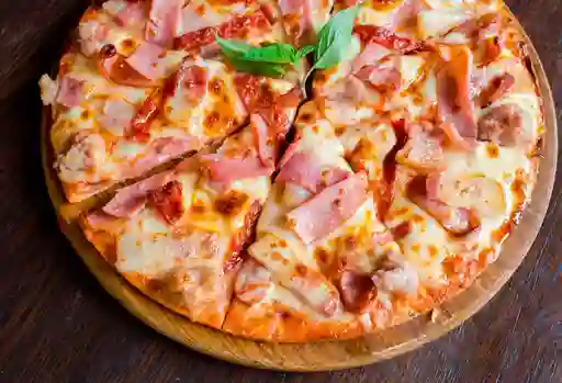 Pizza de Jamón y Queso