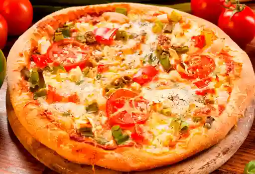 Pizza de Pollo y Vegetales