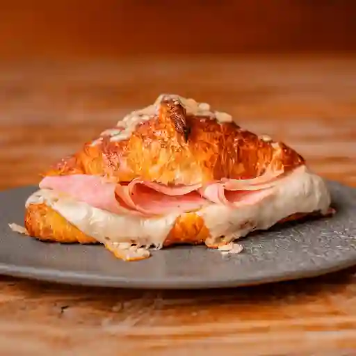 Croissant Jamón y Queso