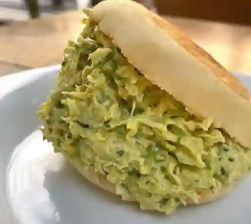 Arepa Reina Pepiada