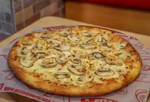 Pizza Pollo Champiñón Pequeña
