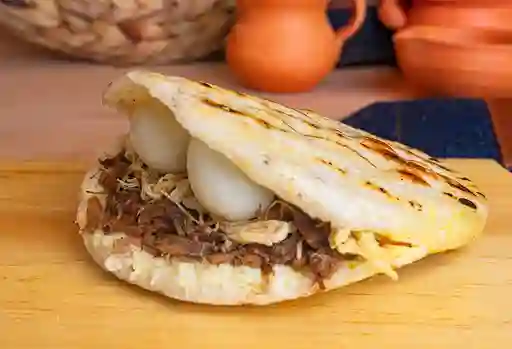 Arepita de Pollo Champiñones