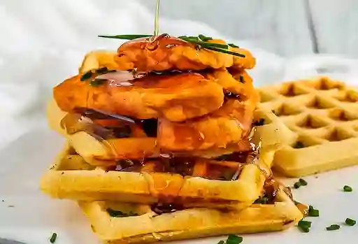 Sándwich de Waffle y Pollo