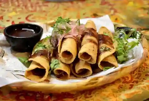 Flautas de Pollo