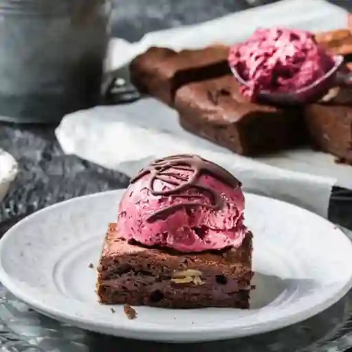 Brownie con Helado