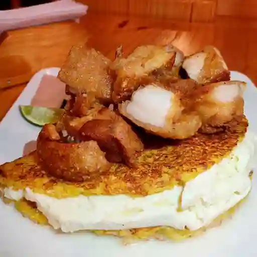 Cachapa con Chicharrón