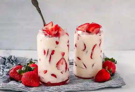 Combo Fresas con Crema Mediana