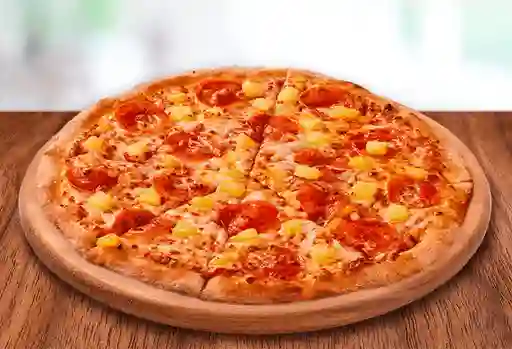 Pizza Familiar Piña Pepperoni
