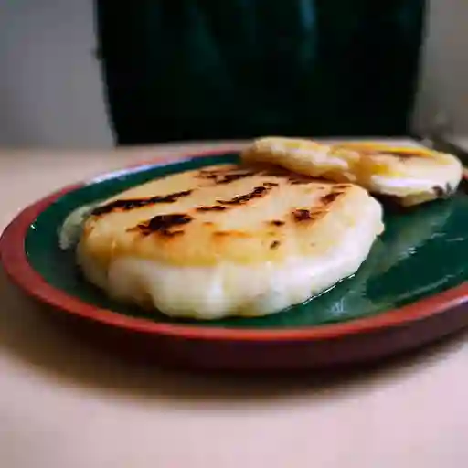 Arepa con Queso