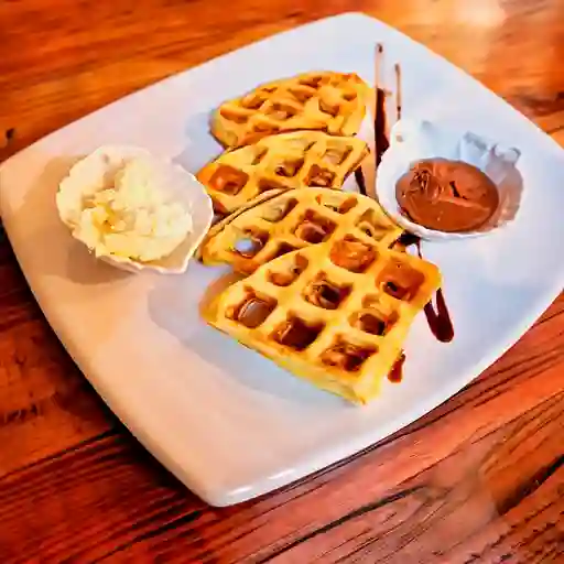 Waffle con Queso Crema