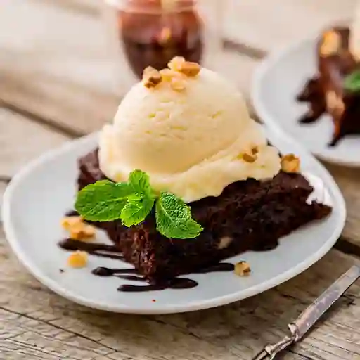 Brownie con Helado