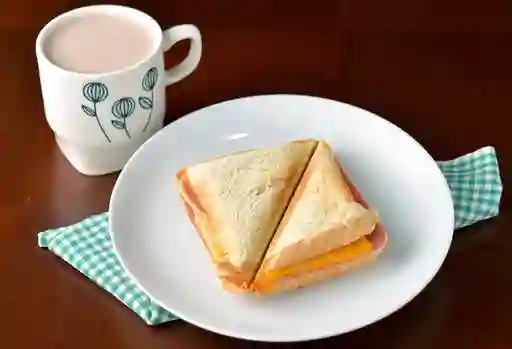 Combo Sándwich con Jamón y Queso