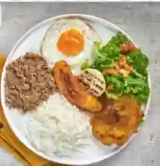 Ejecutivo con Huevos Fritos