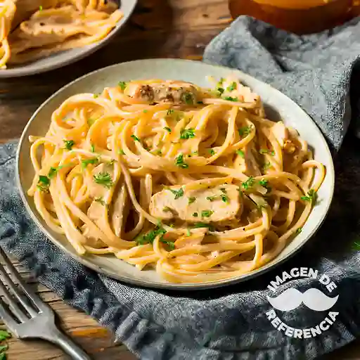 Spaghetti Pollo y Champiñón