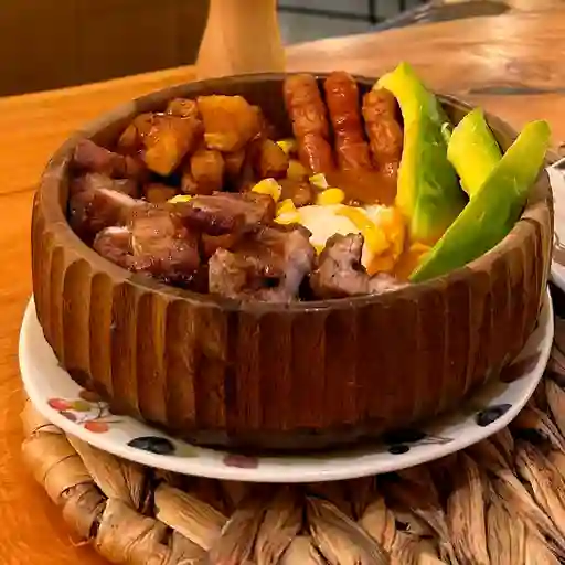 Cazuela Paisa