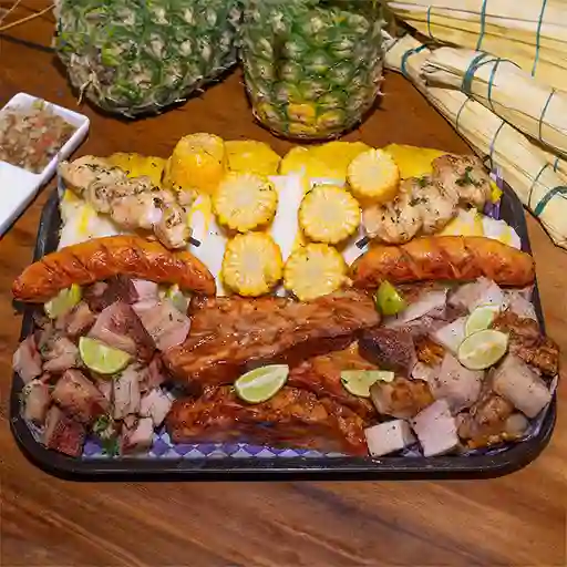 Picada Mega Familiar con Hamburguesa