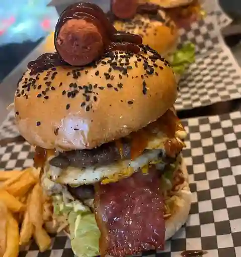 Combo De Temporada Hamburguesa + Bebida + Papas