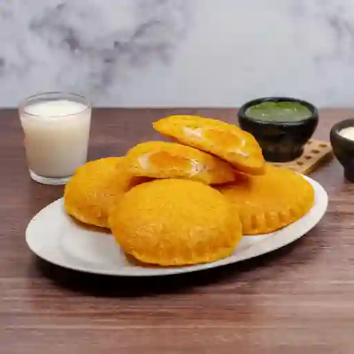 Combo 12 Arepas de Huevo