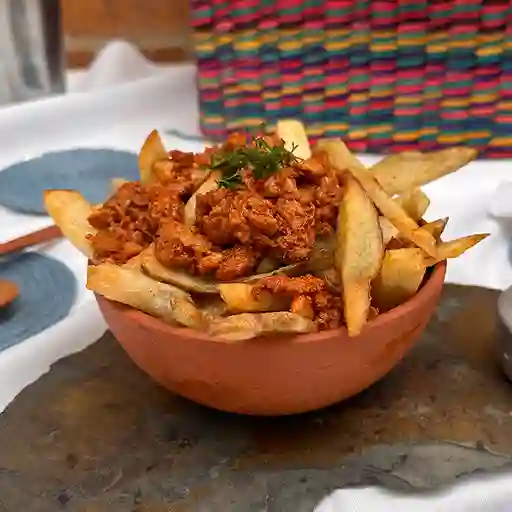 Papas Fritas con Pollo Grande