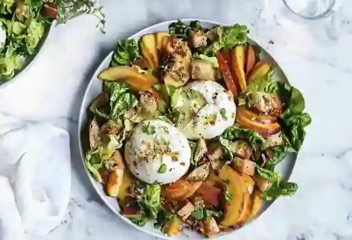 Ensalada con Burrata