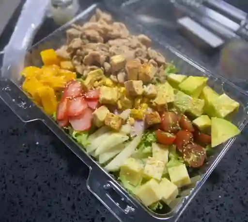 Ensalada de Pollo y Res