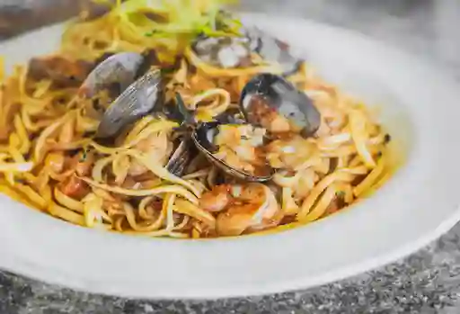 Pasta Napolitana Mix De Mariscos