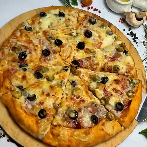 Pizza Carnes Maduradas