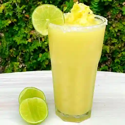 Limonada de Mango Biche 14 Oz