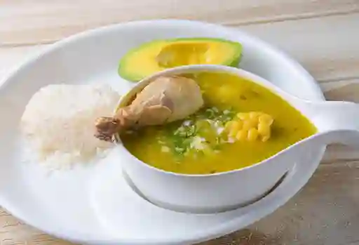 Ajiaco con Pollo Sudado