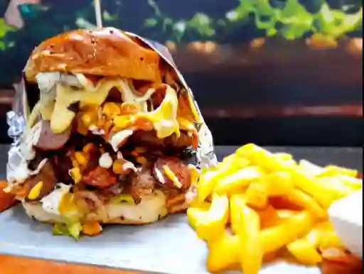 Hamburguesa Super Colombiana